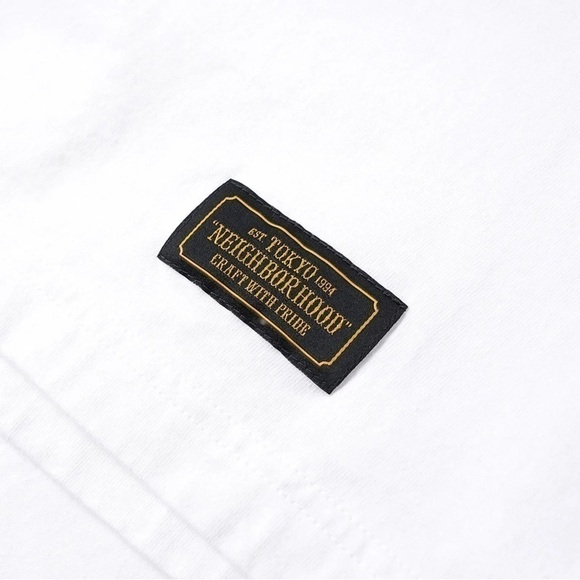 Neighborhood • Print T-shirt - Picture 4 of 6